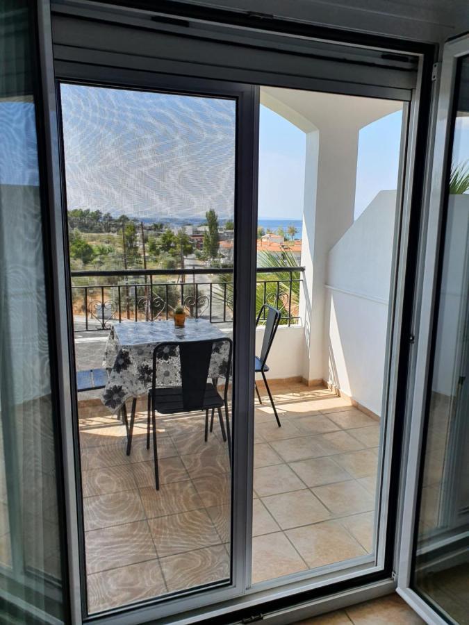 נאוס מרמרס Hotel Pefko מראה חיצוני תמונה