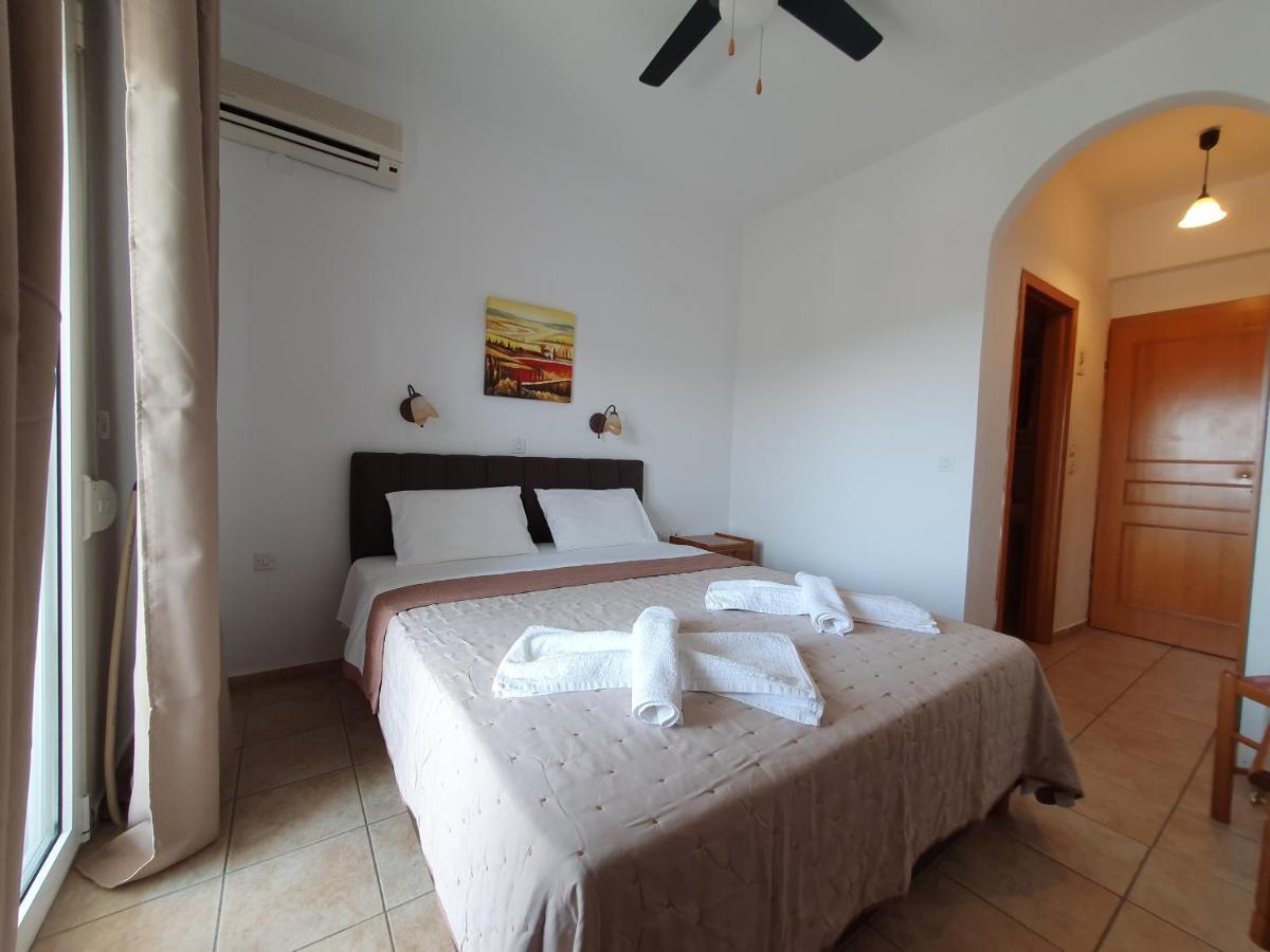 נאוס מרמרס Hotel Pefko מראה חיצוני תמונה